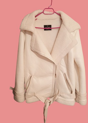 Beyaz Kürklü Kadın Ceket - Görsel 4