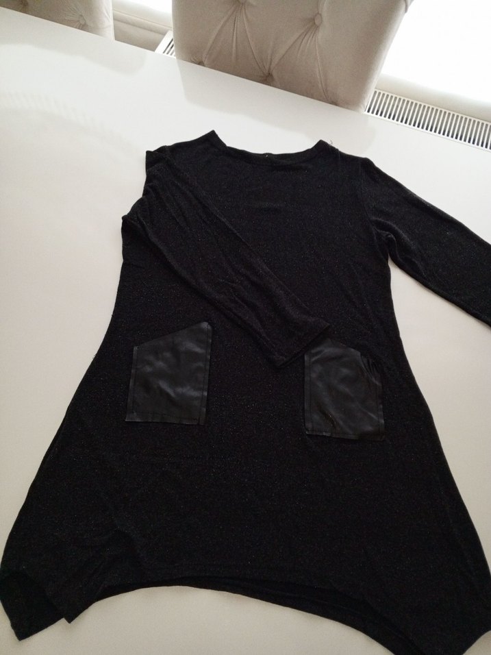 Düğmeli Siyah Uzun Kollu Kadın Tunik - Görsel 2