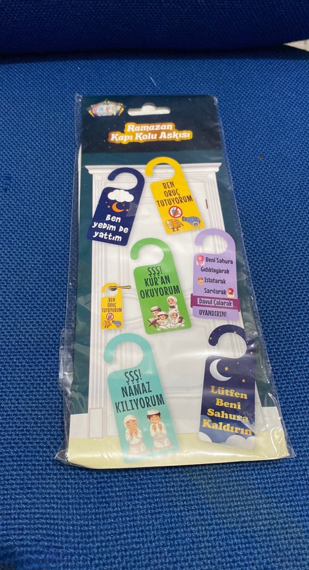 Mavi Parlak Baskılı Plastik Kapı Askısı - Görsel 2