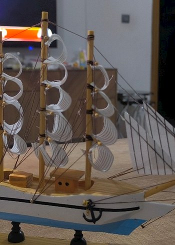 Beyaz Yelkenli Gemi Figürünü - Görsel 5