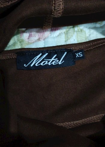 SÜET KAHVERENGİ MİNİ SIRT DEKOLTELİ ELBİSE - Görsel 12