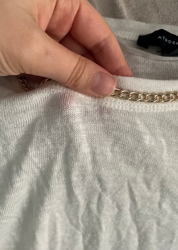 Zincir Detaylı Beyaz Keten pamuklu tişört - Görsel 3