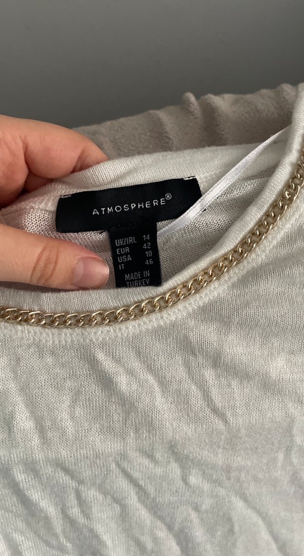 Zincir Detaylı Beyaz Keten pamuklu tişört - Görsel 4
