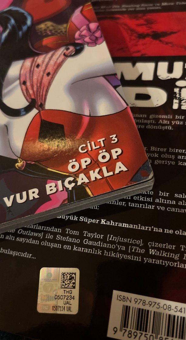 Harley Quinn Cilt 3: Öp Öp Vur Bıçakla - Görsel 4
