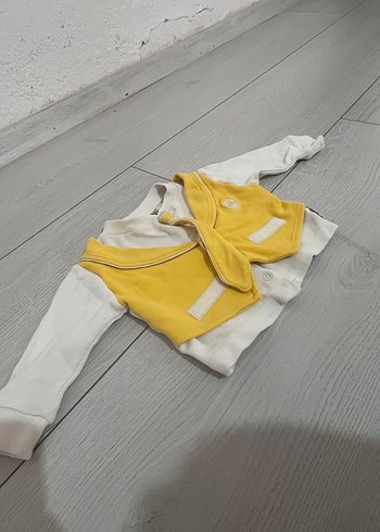 Sarı Gri Düğmeli Bebek Erkek - Görsel 3