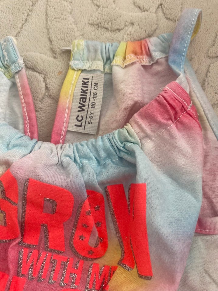 Kız Çocuk Renkli Batik Desenli Tulum - Görsel 2