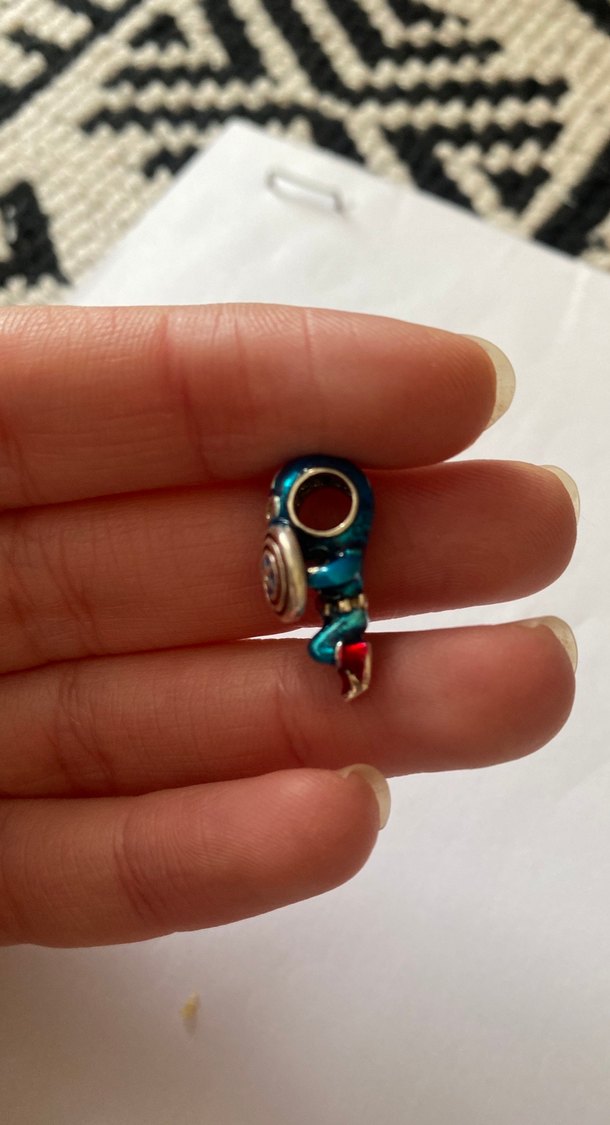 Kaptan Amerika Temalı Charm - Görsel 2