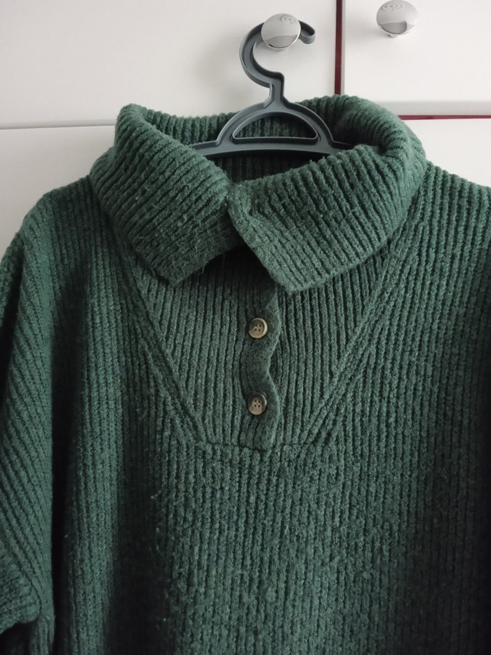 Yeşil Yakalı Örgü Kadın Kazak - Görsel 2