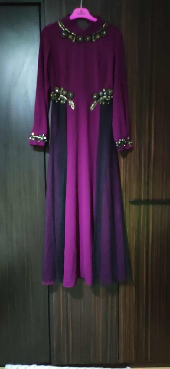 Uzun Mor Straplez Nakışlı Kadın Elbise - Görsel 2