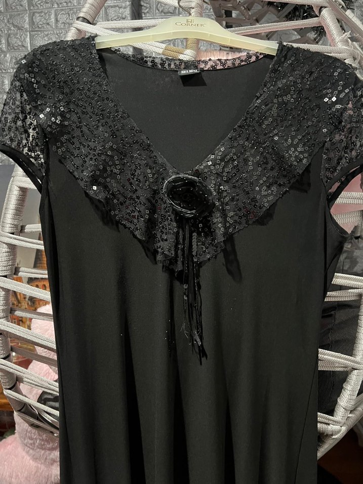 Pul detaylı,kısa kollu,penye likralı kumaş abiye elbise. - Görsel 2