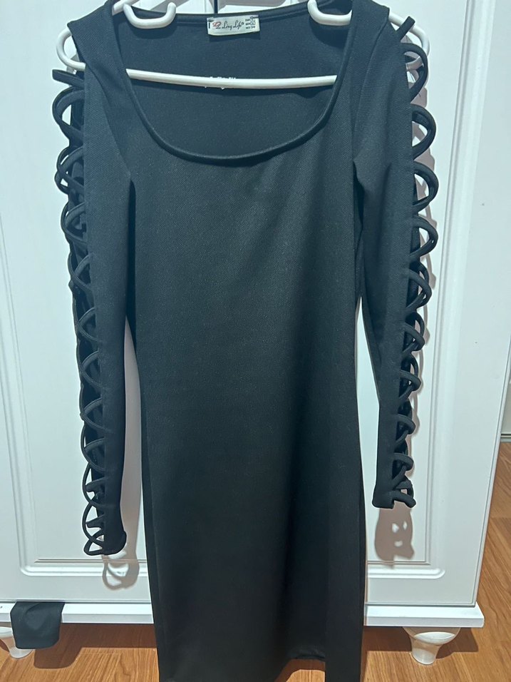 Siyah kol çapraz detaylı Mini Gotik Elbise - Görsel 2