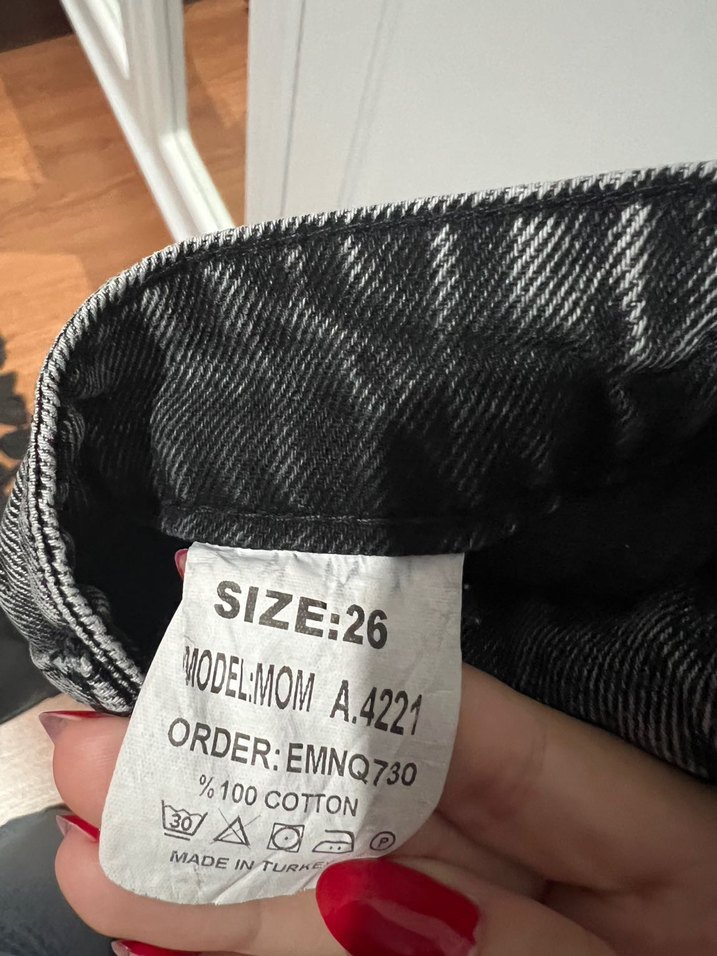 Gri Bol Kesim Midi Denim Kadın Jean - Görsel 4