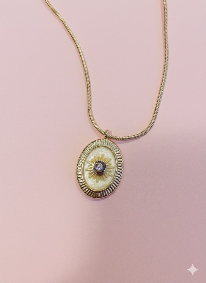 Altın Renkli Zincir Detaylı Midi Kolye - Görsel 2