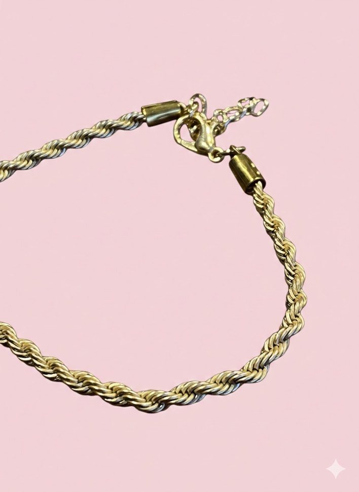 Altın Renk Zincir Detaylı Kadın Bileklik - Görsel 2