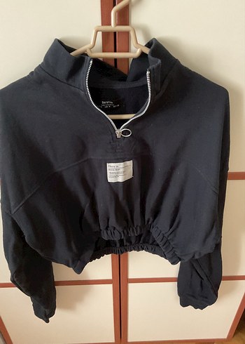 Fermuarlı Siyah Yüksek Yaka Sweatshirt