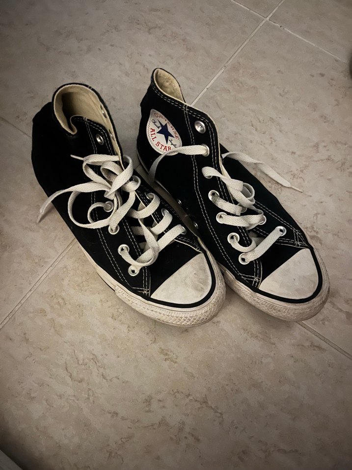 Siyah Boğazlı Converse 37.5 — görsel 2/3