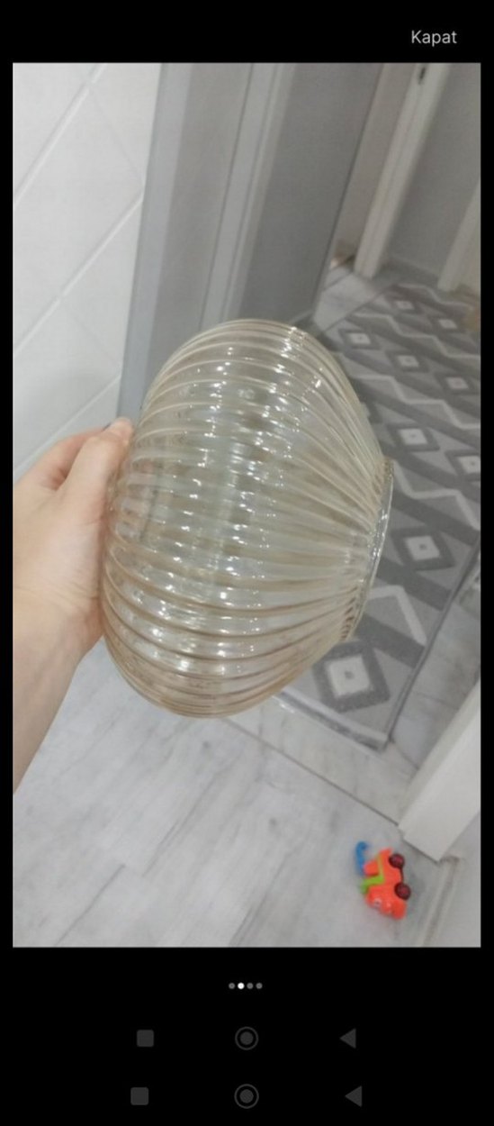 Bej Renkli Şeffaf Cam Vazo - Görsel 3