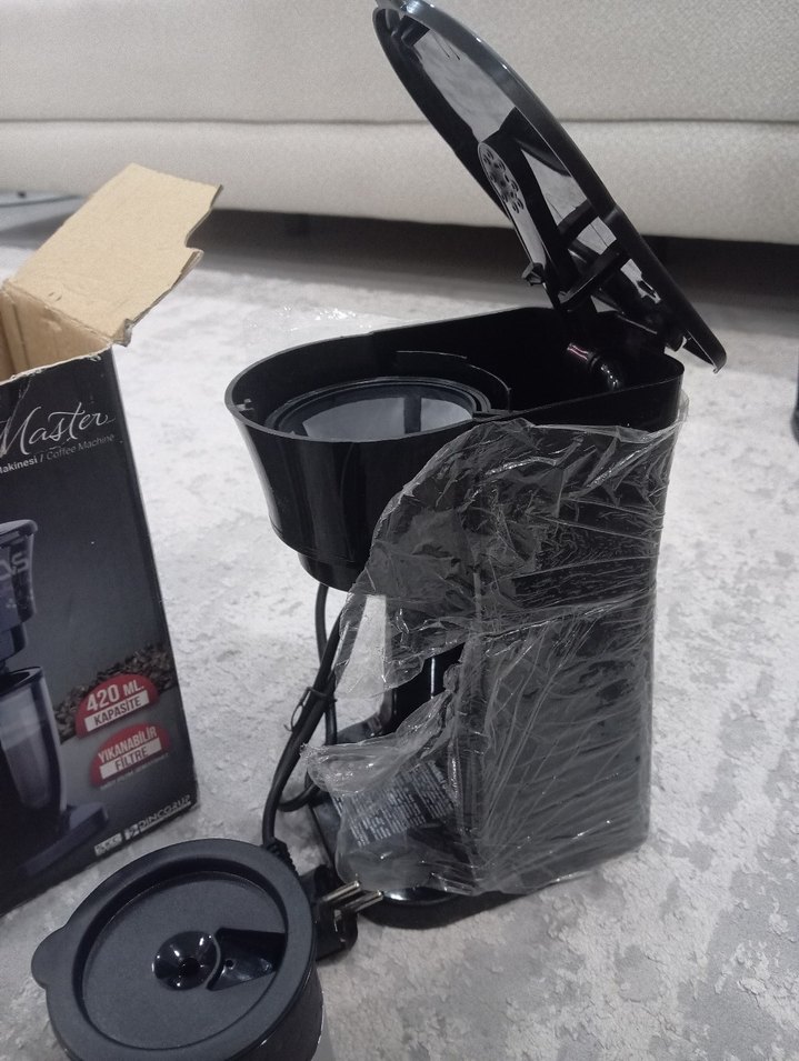 CVS Siyah Kahve Makinesi sıfır kutusunda duruyor - Görsel 5