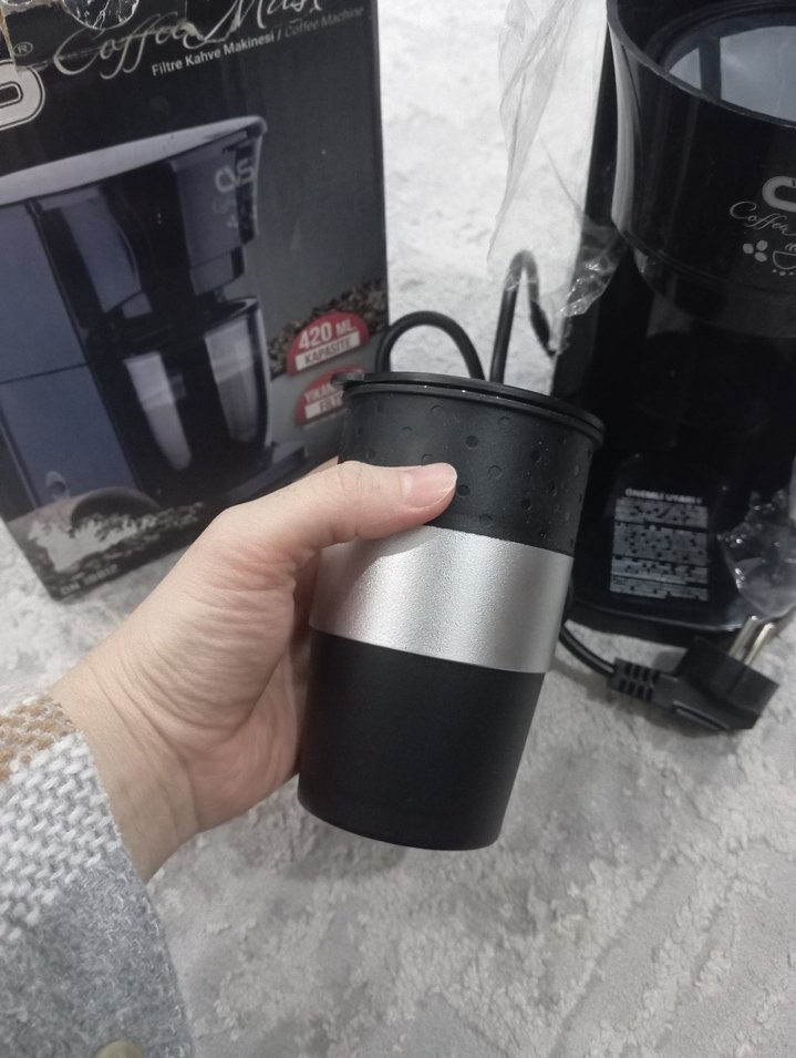 CVS Siyah Kahve Makinesi sıfır kutusunda duruyor - Görsel 2