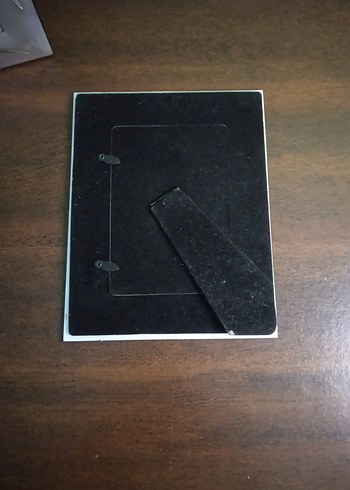 Beyaz ve Gri Dekoratif Fotoğraf Çerçeveleri - Görsel 5