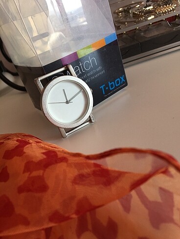 T BOX | Fularlı Mat Silver Saat
