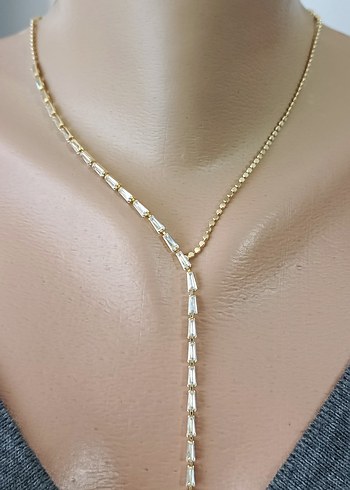 Işıl Işıl Çiçek Detaylı Altın Rengi Kolye - Görsel 2