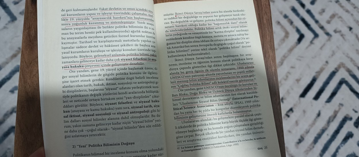 Münci Kapanı - Politika Bilimine Giriş - Görsel 3