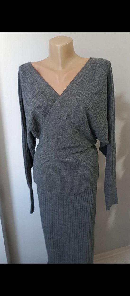 Gri V Yakalı Uzun Triko Kadın Takım - Görsel 2