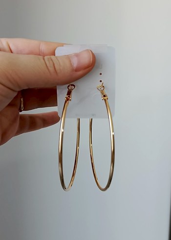 Parlak Altın Midi Halka Küpeler - Görsel 3