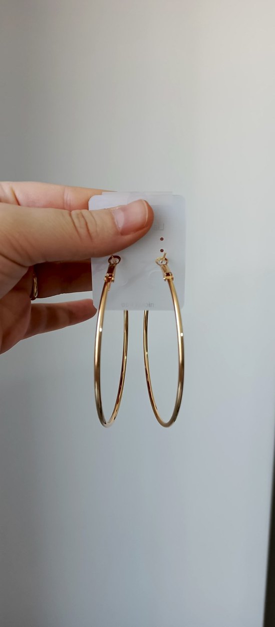 Parlak Altın Midi Halka Küpeler - Görsel 3