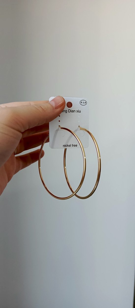 Parlak Altın Midi Halka Küpeler - Görsel 5