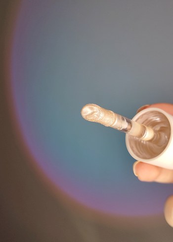 Rare Beauty Highlighter - Görsel 2