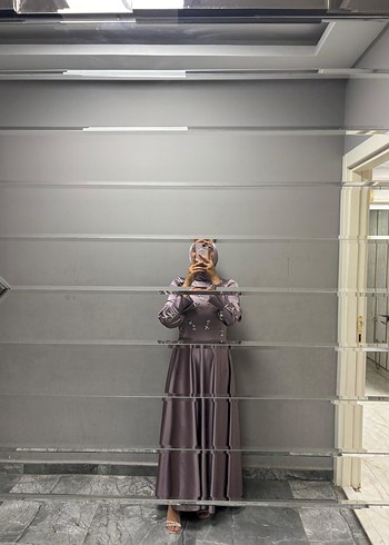 Uzun Kollu Nakışlı Mor Abiye Elbise - Görsel 6