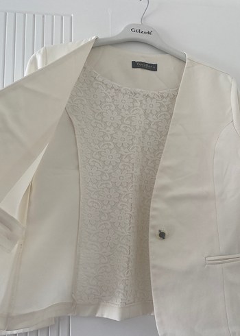 Düğmeli Beyaz Mini Kadın Blazer - Görsel 2