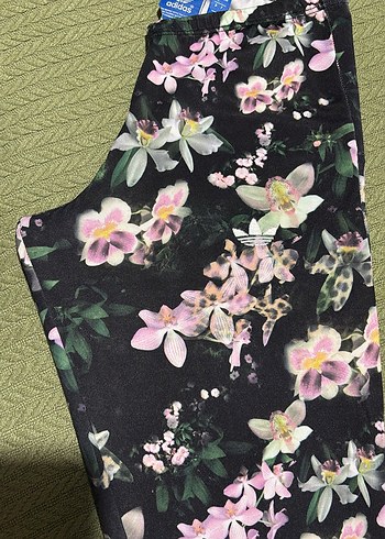 Çiçek Desenli Kadın Tayt - Görsel 4