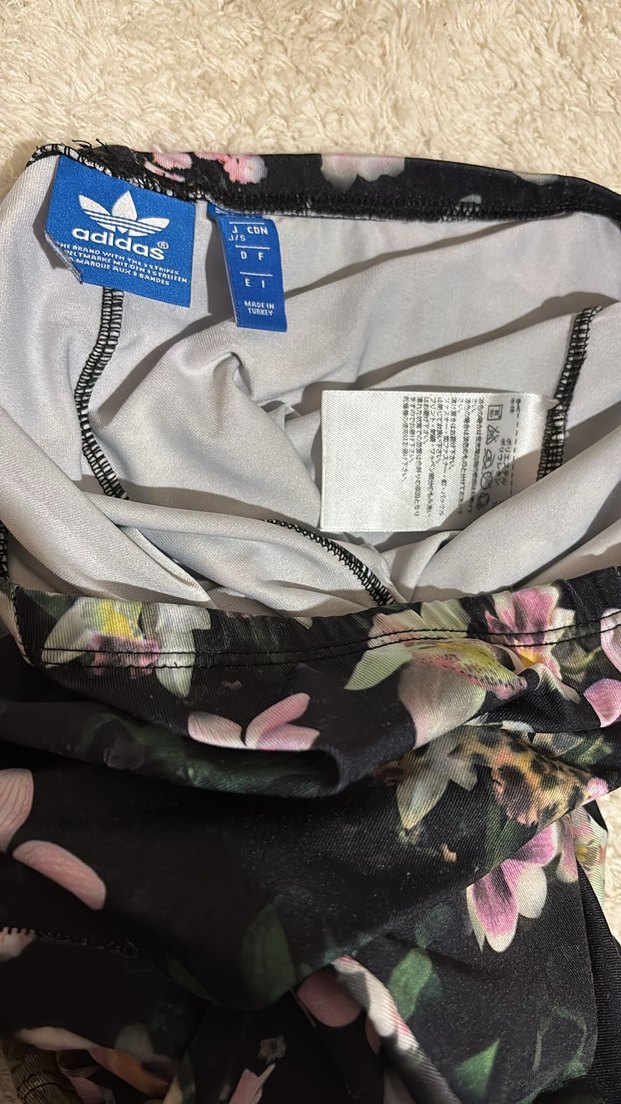 Çiçek Desenli Kadın Tayt - Görsel 3