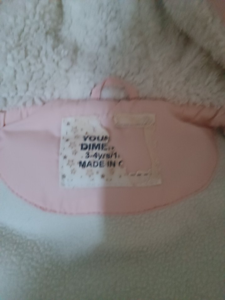 Kız Çocuk Pembe Kapüşonlu Kürklü Yelek - Görsel 3