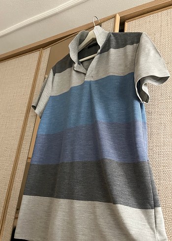 Gri Çizgili Polo Yaka Tişört - Görsel 4