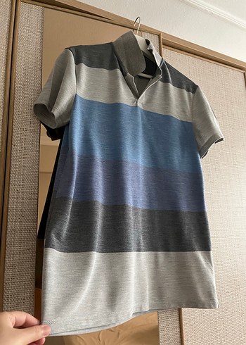 Gri Çizgili Polo Yaka Tişört - Görsel 2