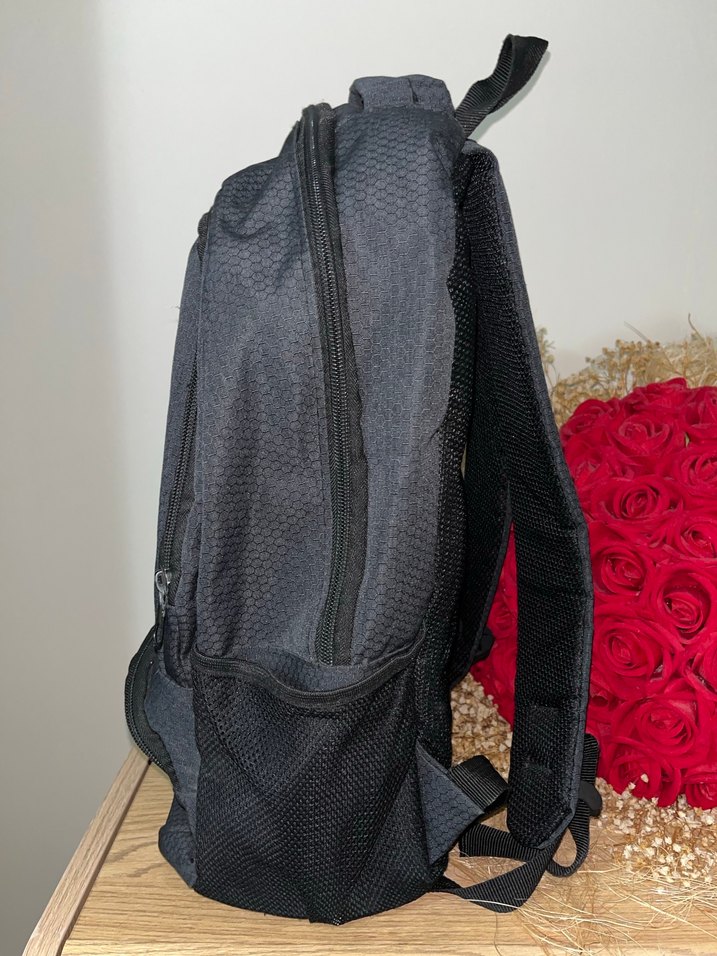 Nike Siyah Fermuarlı Erkek Sırt Çantası - Görsel 3