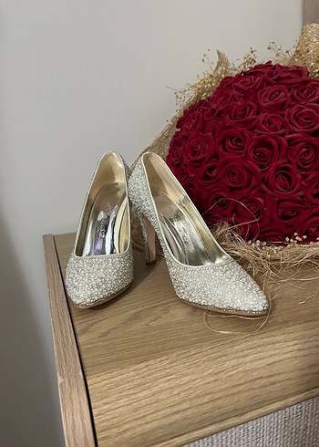 Beyaz İnci Stiletto Topuklu Kadın Ayakkabı - Görsel 7