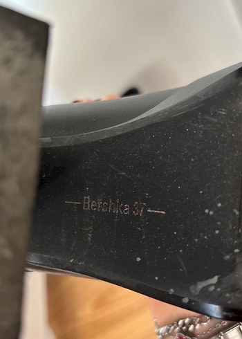 37 Beden siyah Renk Bershka Kadın Deri Siyah Platform Topuklu Bot