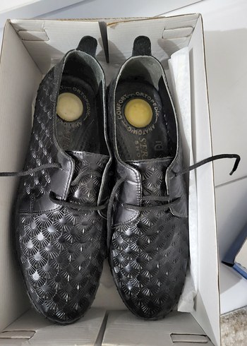 Erkek Çocuk Siyah Desenli Özel Ayakkabı - Görsel 2