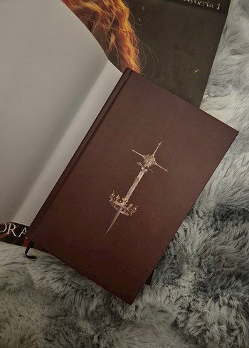 Vârislerin Oyunu - Adora Yağmur - Görsel 3