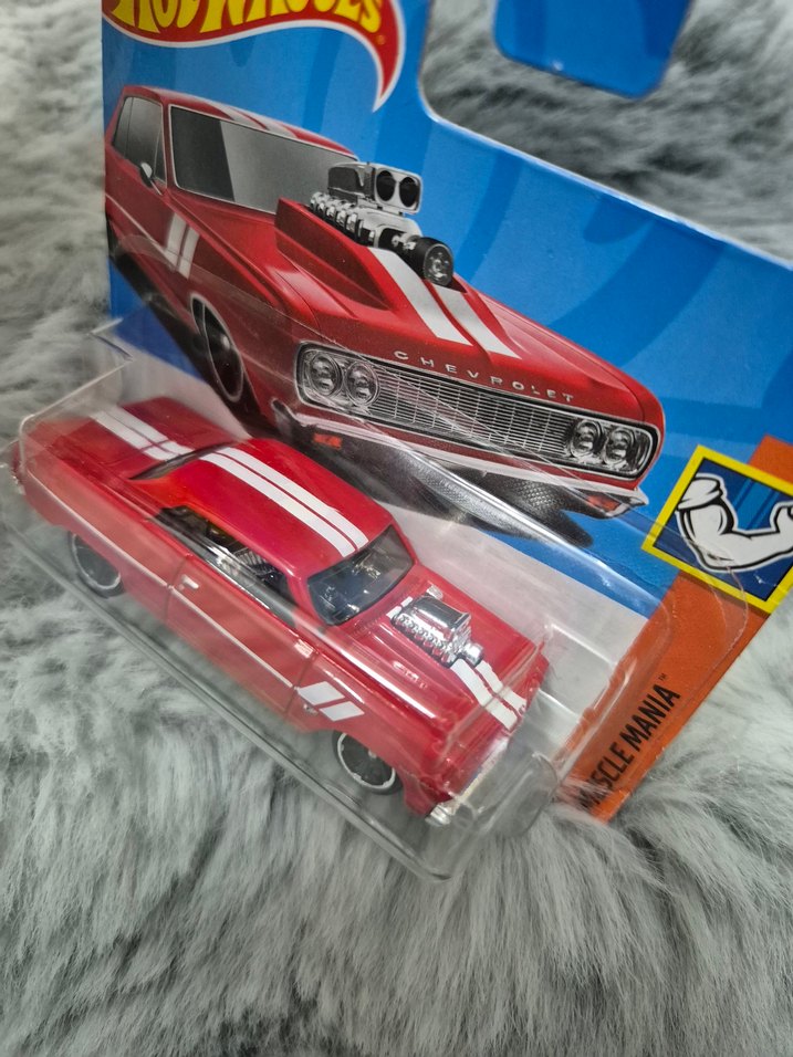 Kırmızı Hot Wheels Oyuncak Araba - Görsel 3