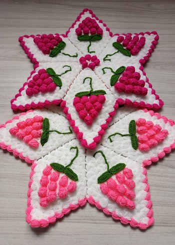 Pembe Çiçek Desenli El Örgüsü Yıldız Motifli Lif
