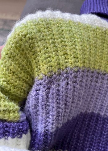 Mor Çizgili Balıkçı Yaka Örgü Kadın Kazak - Görsel 5