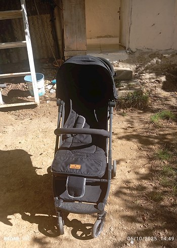 Siyah Bebek Arabası Katlanabilir Model - Görsel 3