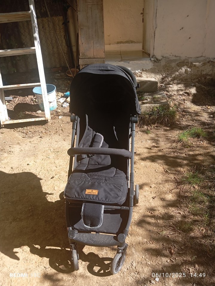 Siyah Bebek Arabası Katlanabilir Model - Görsel 3