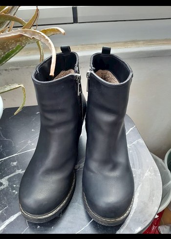 39 Beden siyah Renk Siyah Hakiki Deri Topuklu Kadın Botu